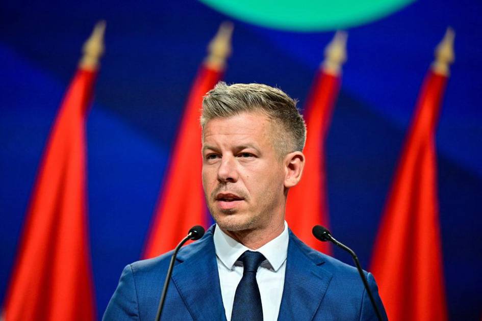 Венгрия бош вазири мамлакатда Украина учун нефть омбори қурилишига қарши чиқди